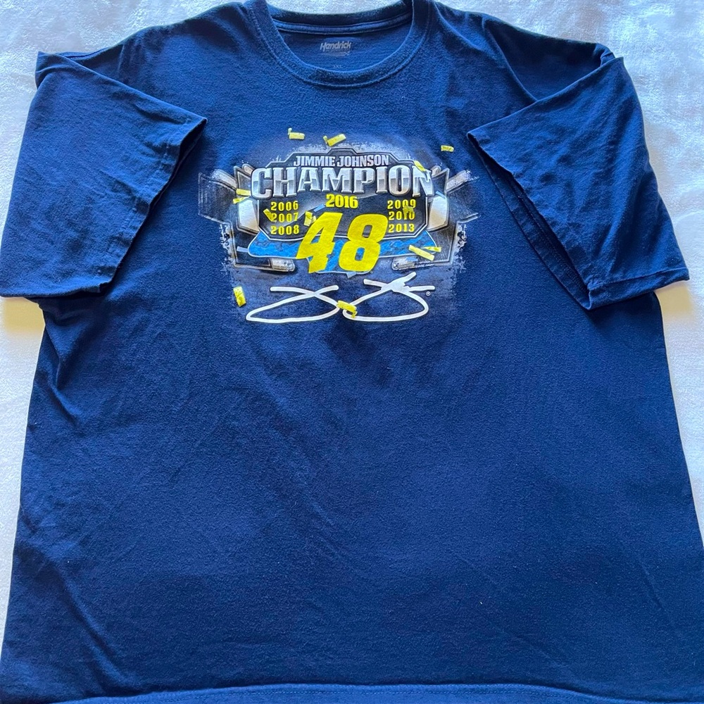 Official-Men’s NASCAR Jimmy Johnson Championship T-Shirt 

3XL

Navy Blue